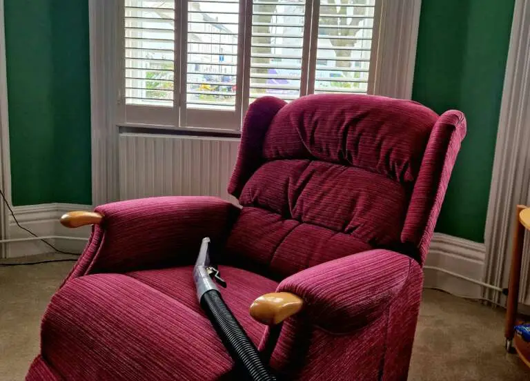 Armchair cleaning