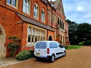 Carpet cleaning in Meads